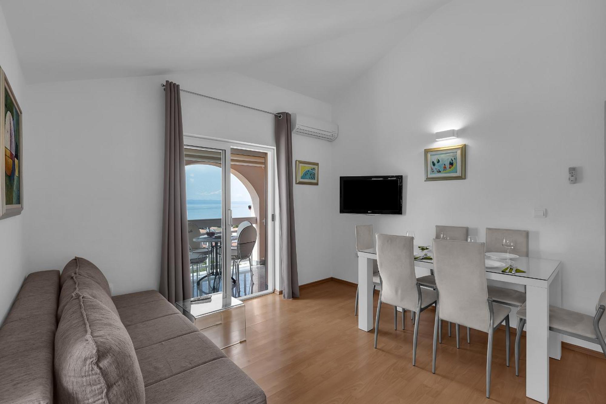 Apartments Villa Katarina Tucepi Luaran gambar