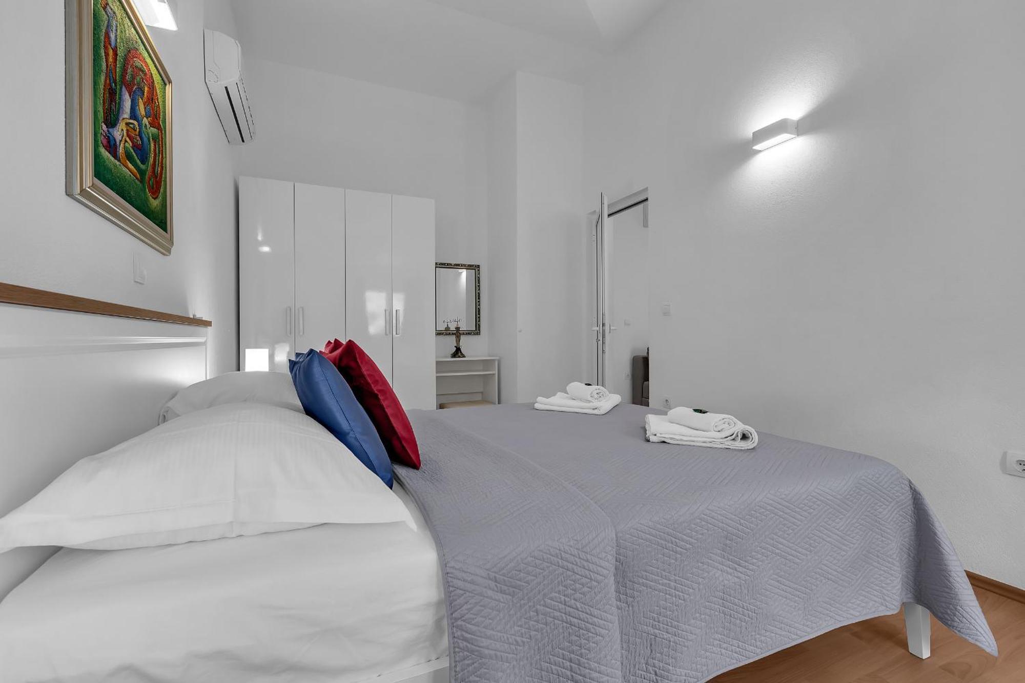 Apartments Villa Katarina Tucepi Luaran gambar