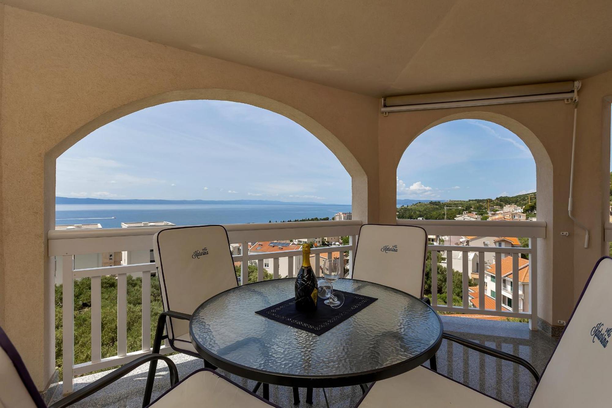 Apartments Villa Katarina Tucepi Bilik gambar