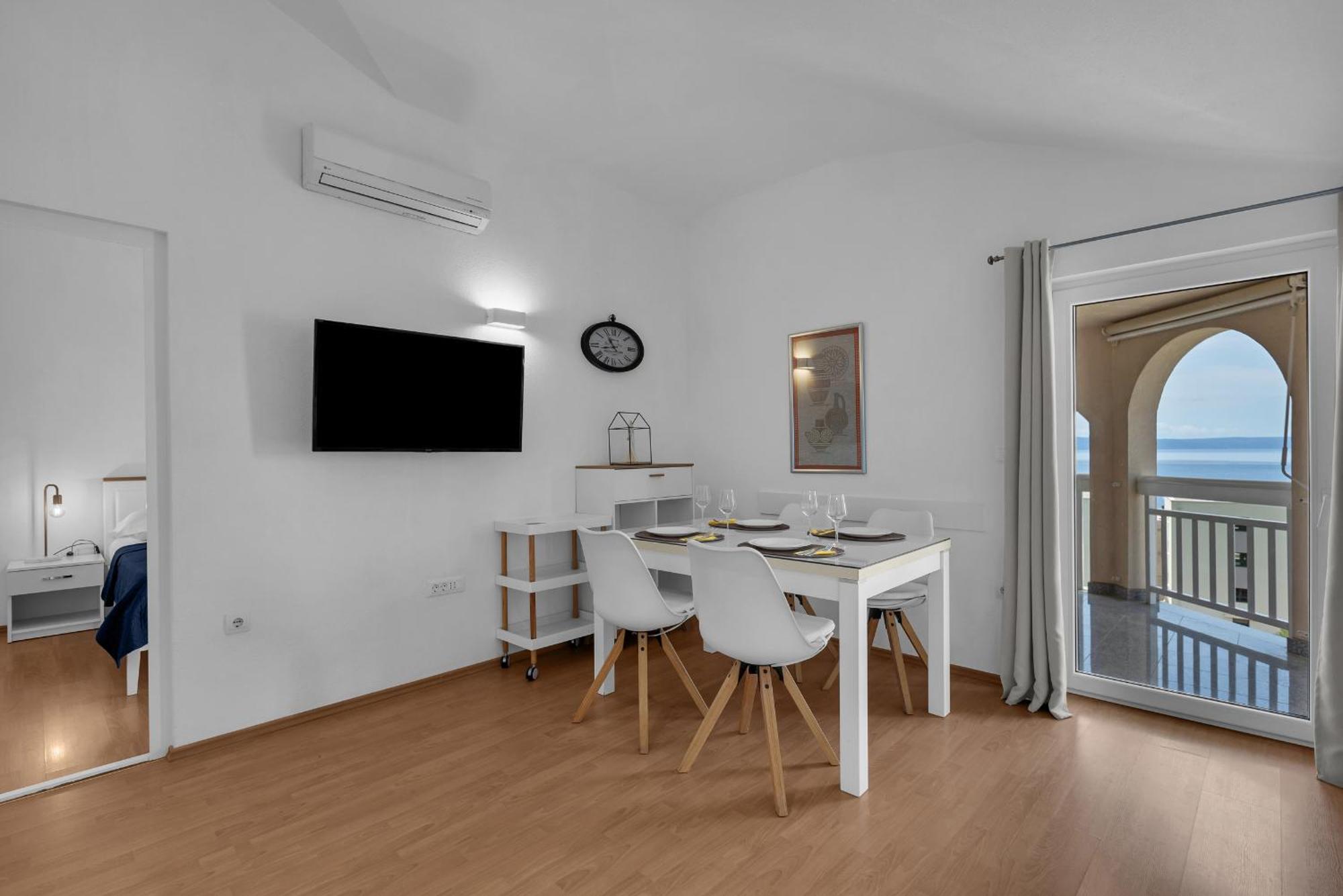 Apartments Villa Katarina Tucepi Luaran gambar