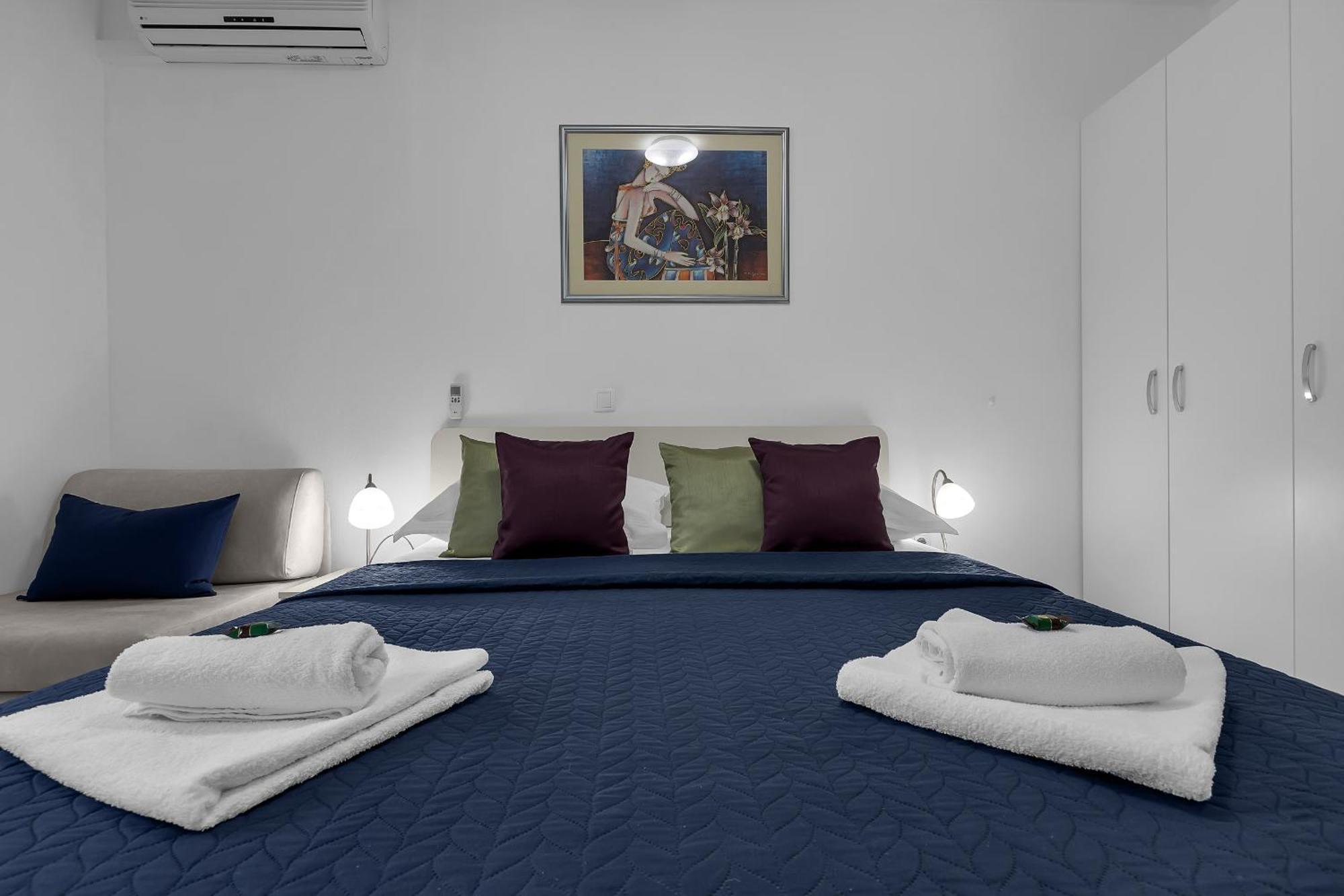 Apartments Villa Katarina Tucepi Bilik gambar