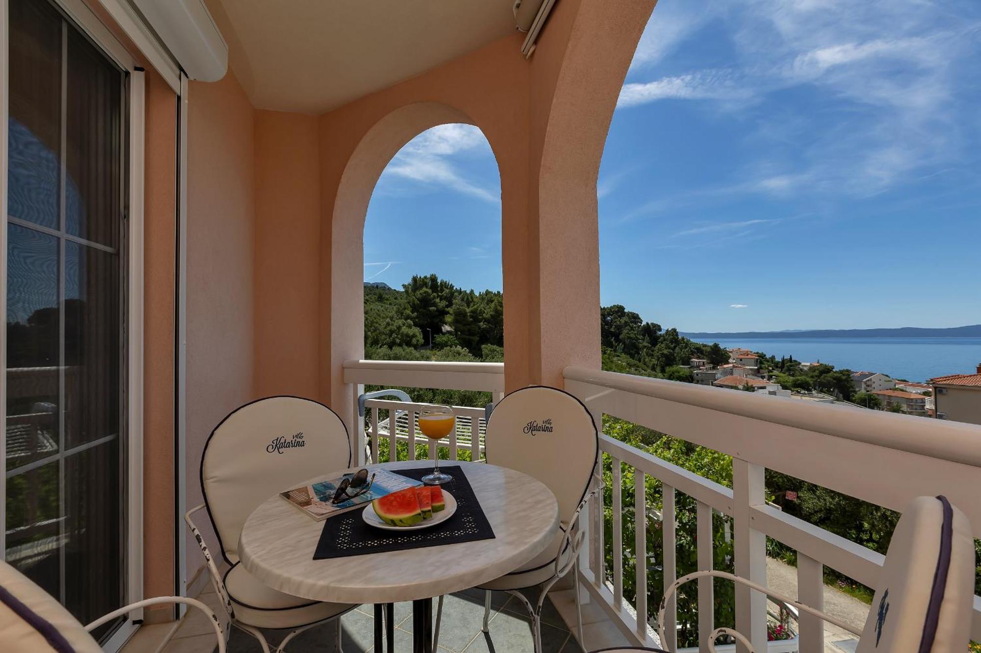 Apartments Villa Katarina Tucepi Bilik gambar