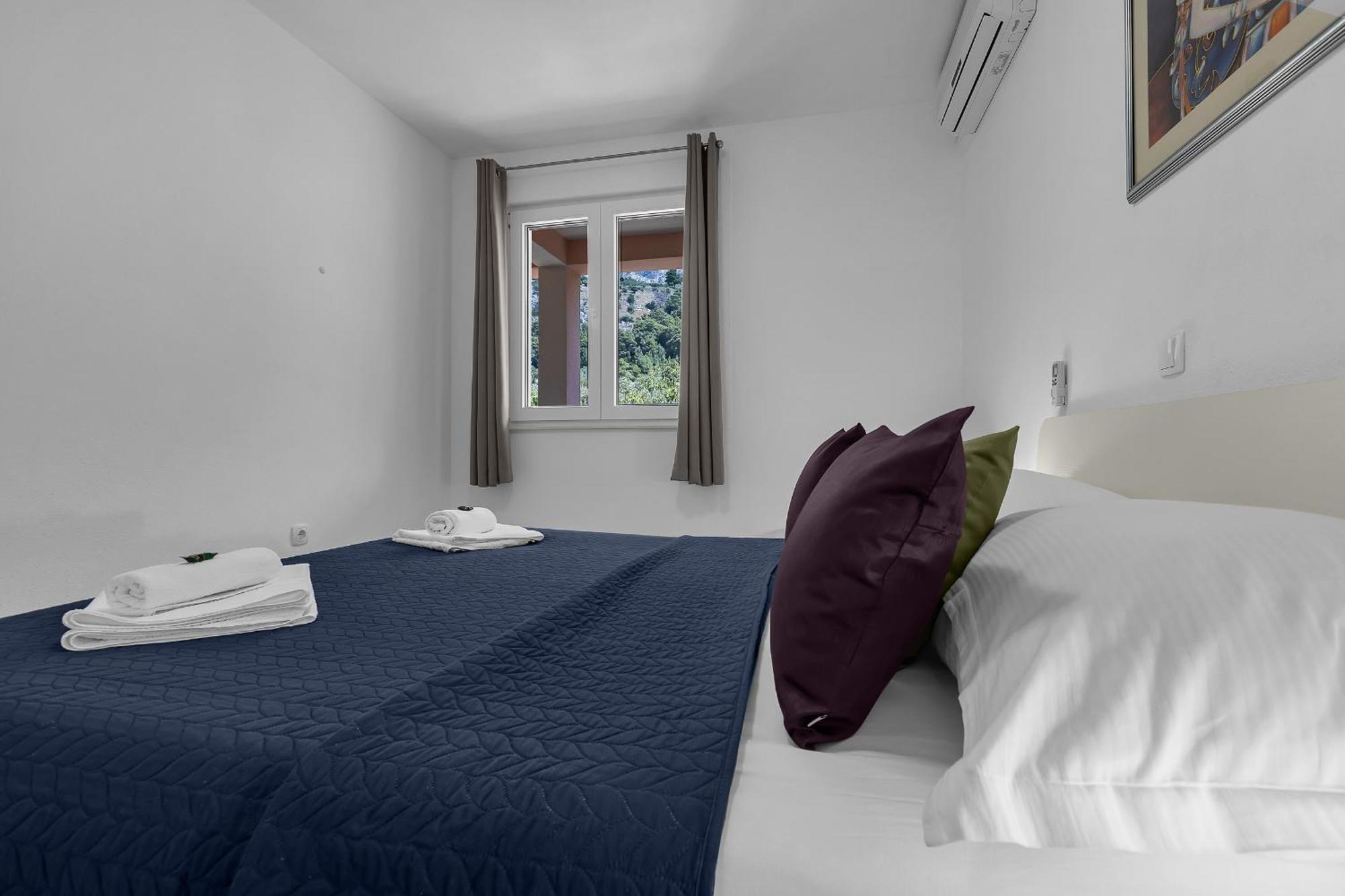 Apartments Villa Katarina Tucepi Bilik gambar